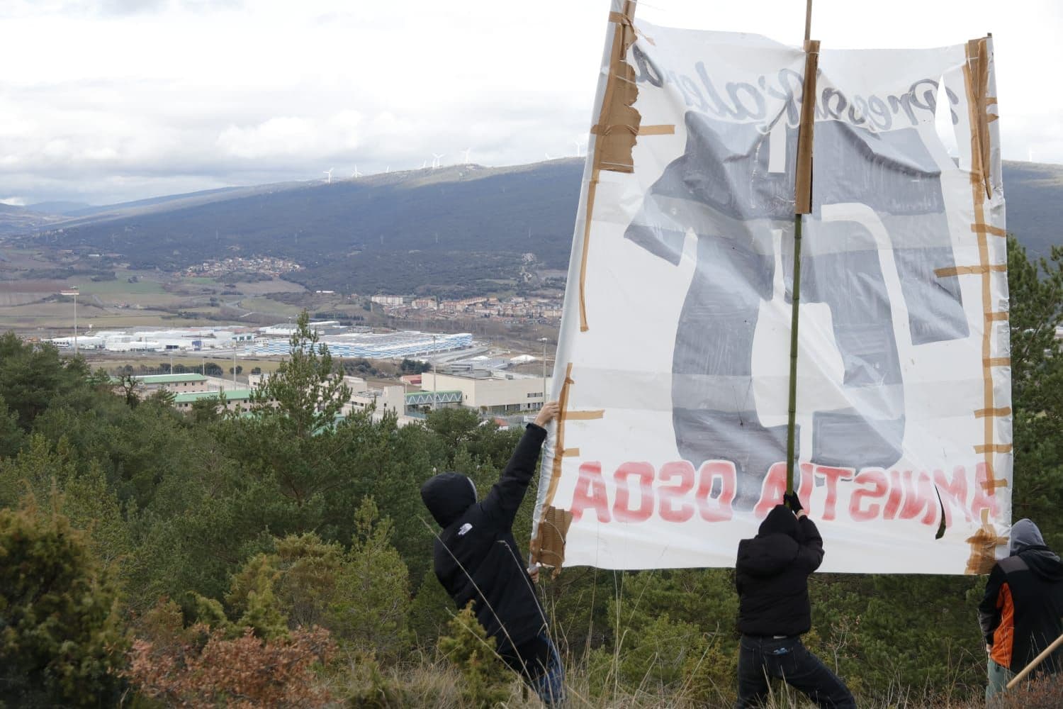 ASKE antolakundeak Zaballako espetxe martxan plazaratutako irakurketa